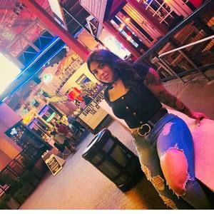 Meet your Posher, Miriam